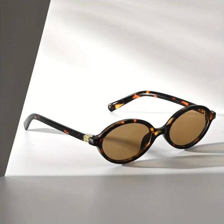 Sonnenbrille Damen Oval Retro | Acetat Gold Akzente UV400 | Vintage Modern Sommer
