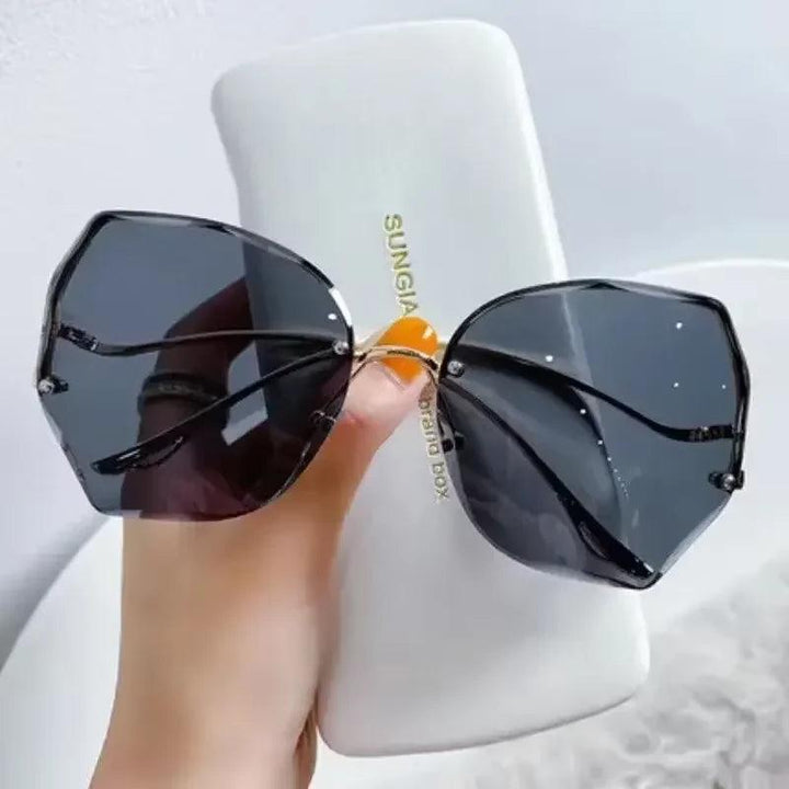 Sonnenbrille Damen Randlos Schmetterling | Verlauf Gold UV400 | Übergross Elegant Sommer