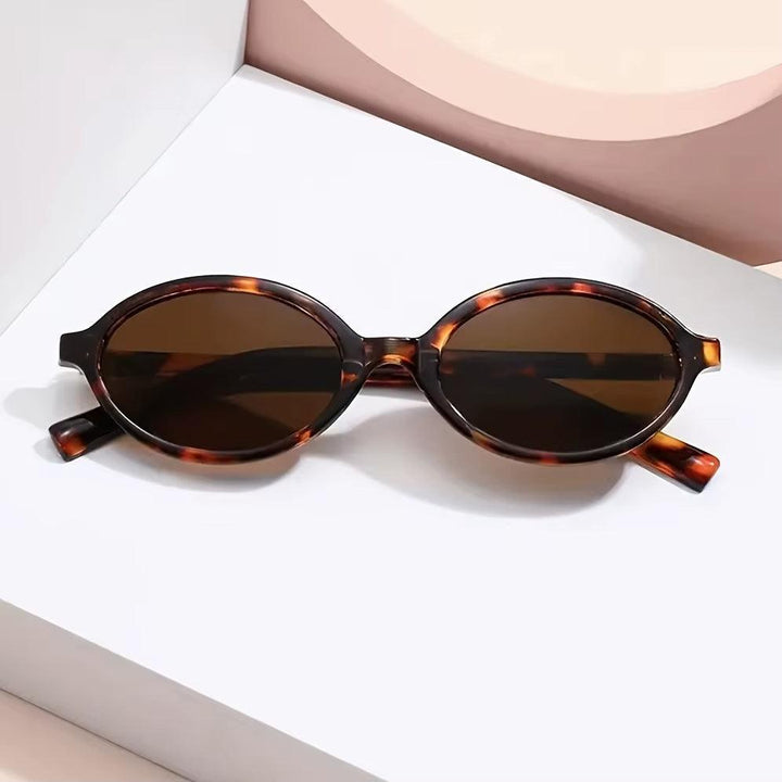 Sonnenbrille Damen Oval Retro | Acetat Gold Akzente UV400 | Vintage Modern Sommer